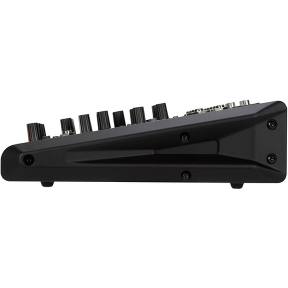 F 6X 6 CHANNEL MIXING CONSOLE WITH MULTI-FX