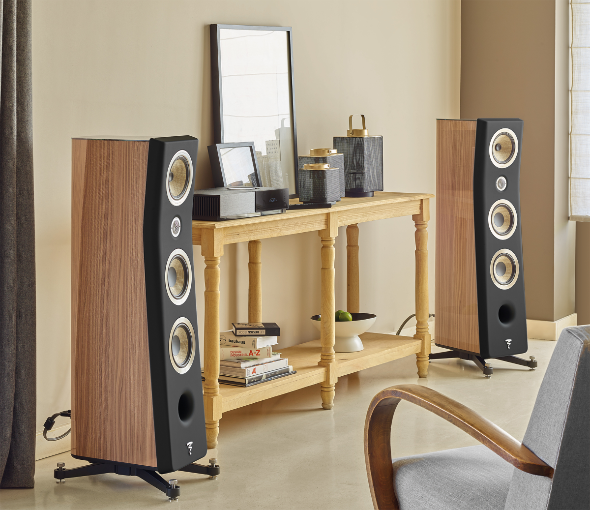 Focal Kanta N°2 3-way floor-standing speaker