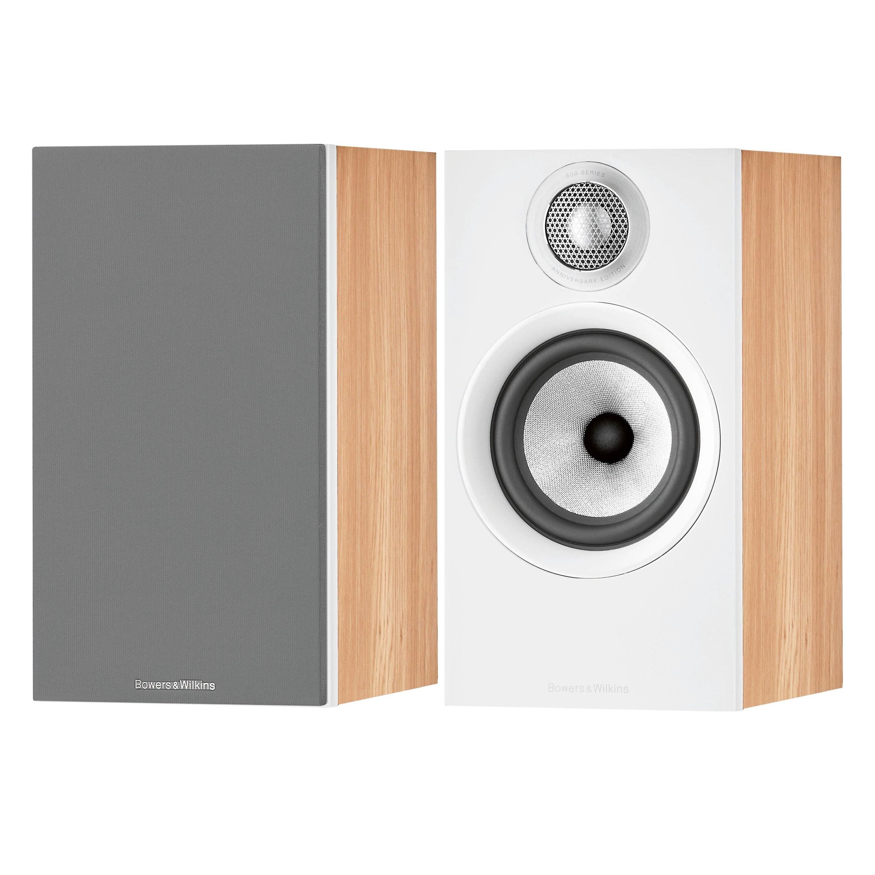 مكبرات صوت على رف الكتب من Bowers & Wilkins 607 S2 Anniversary Edition (تُباع في زوج)