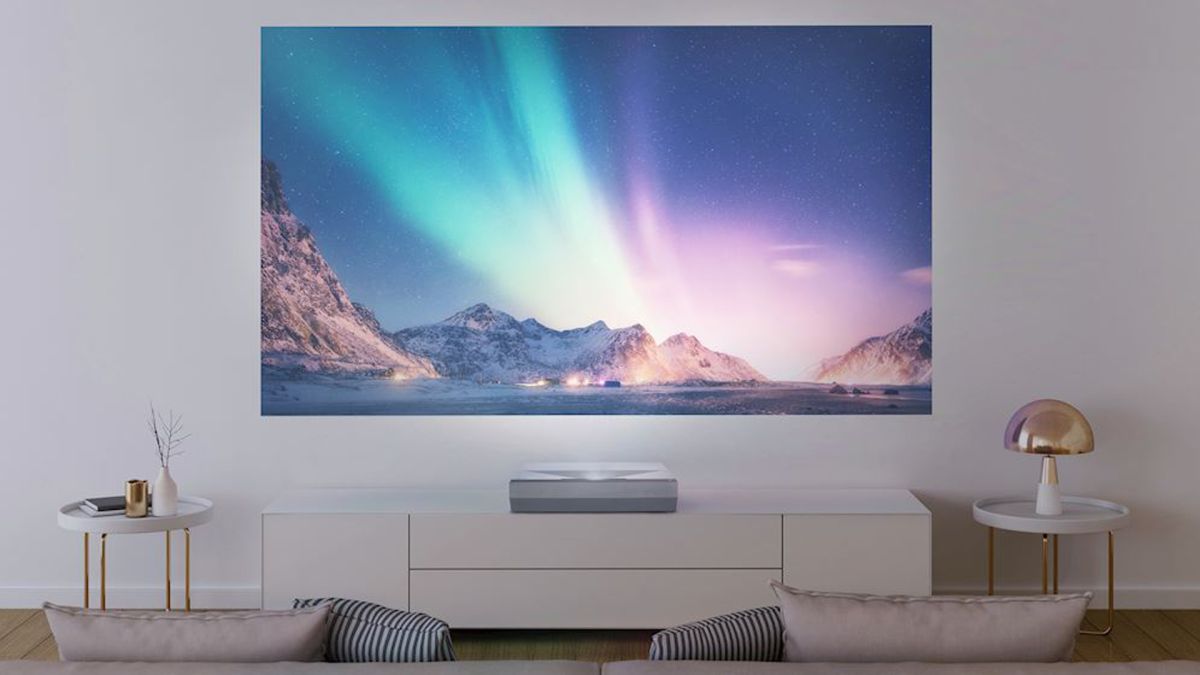 Ultra Short Throw Projectors (UST)