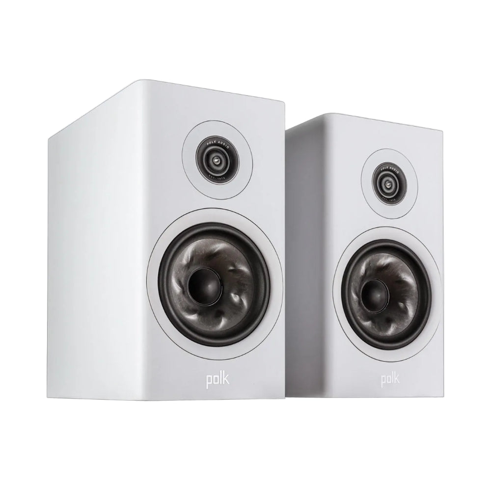 مكبرات صوت POLK AUDIO RESERVE R100 بريميوم صغيرة الحجم على رفوف الكتب 